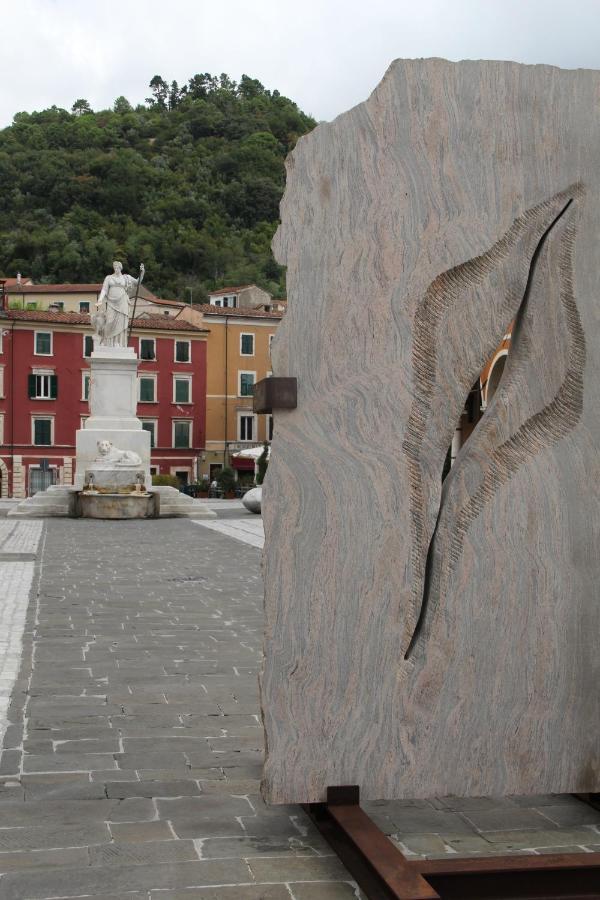 La Porta Sui Monti Di Luna Carrara Zewnętrze zdjęcie